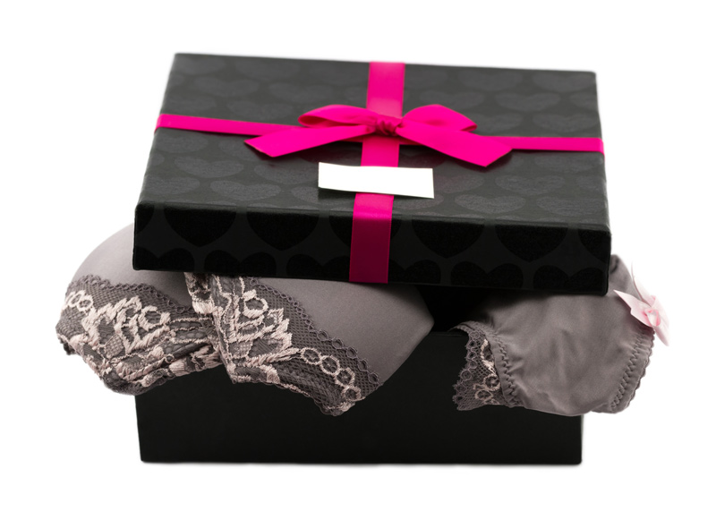 Embalajes personalizados para moda femenina: ¡solicítelos ahora! Embalajes personalizados para moda femenina: ¡solicítelos ahora!