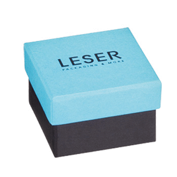 Gran cajas de dos colores hecha de cartón